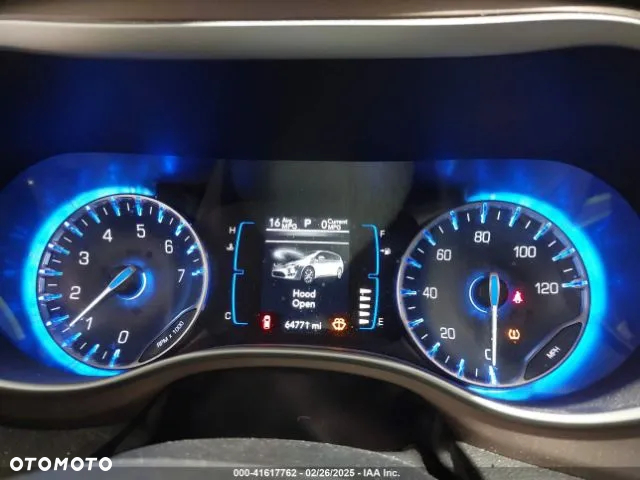 Chrysler Pacifica - 10