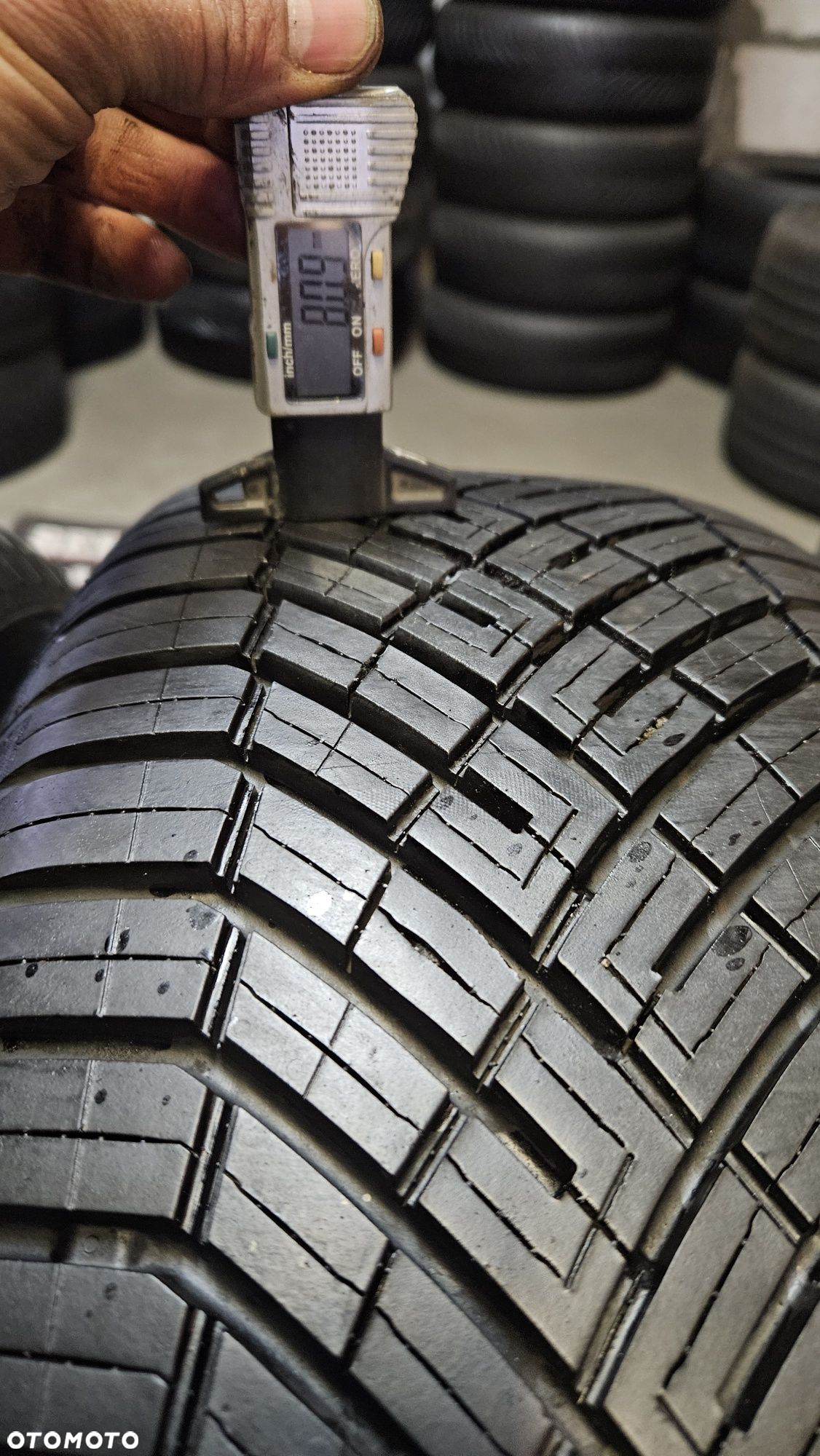 opony używane 235/65R17 Continental allseasoncontact 2 - 3