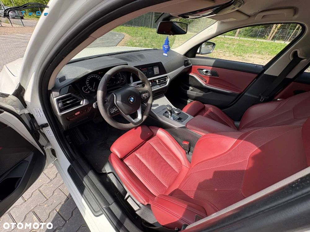 BMW Seria 3 318d M Sport - 18