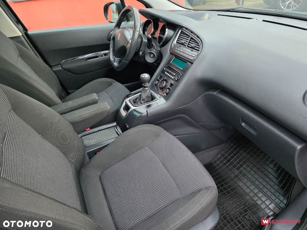 Peugeot 5008 - 19