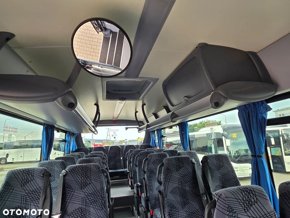 Iveco CROSSWAY/ SPROWADZONY/ 186 000 KM / MANUAL/ 64 MIEJSCA + STOJĄCE - 34