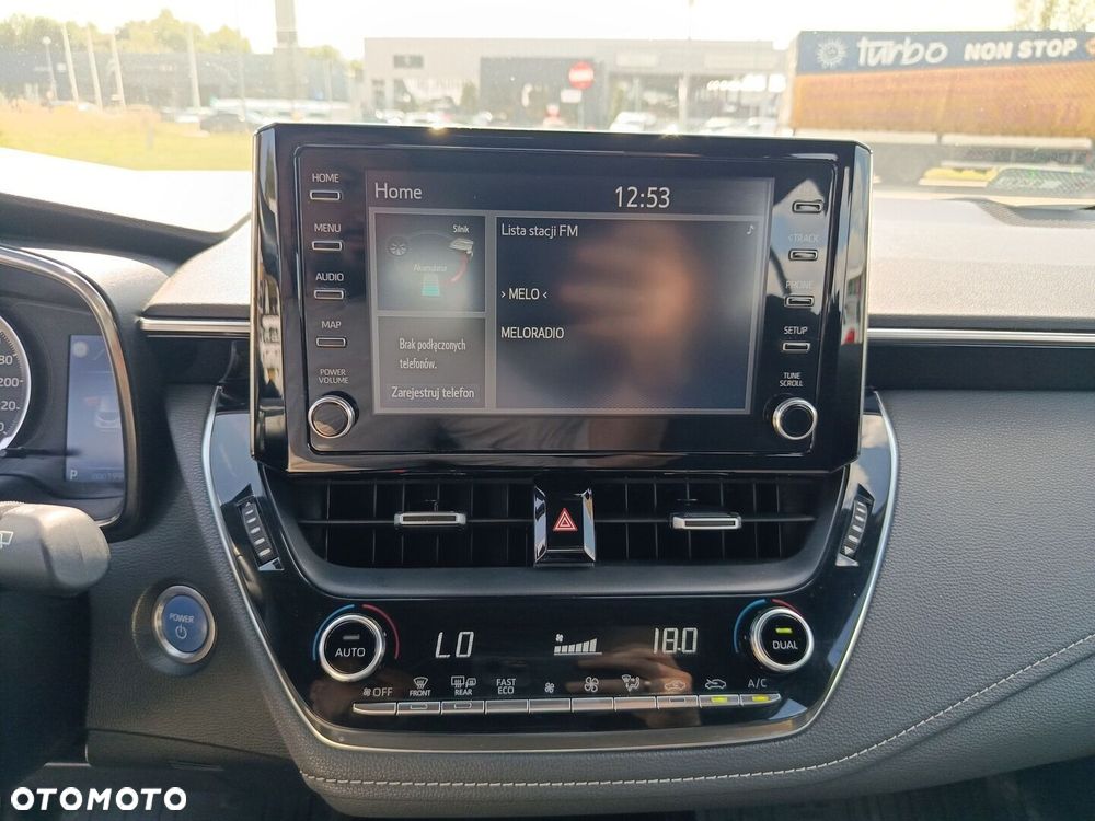 Toyota Corolla 1.8 Hybrid Comfort - 18