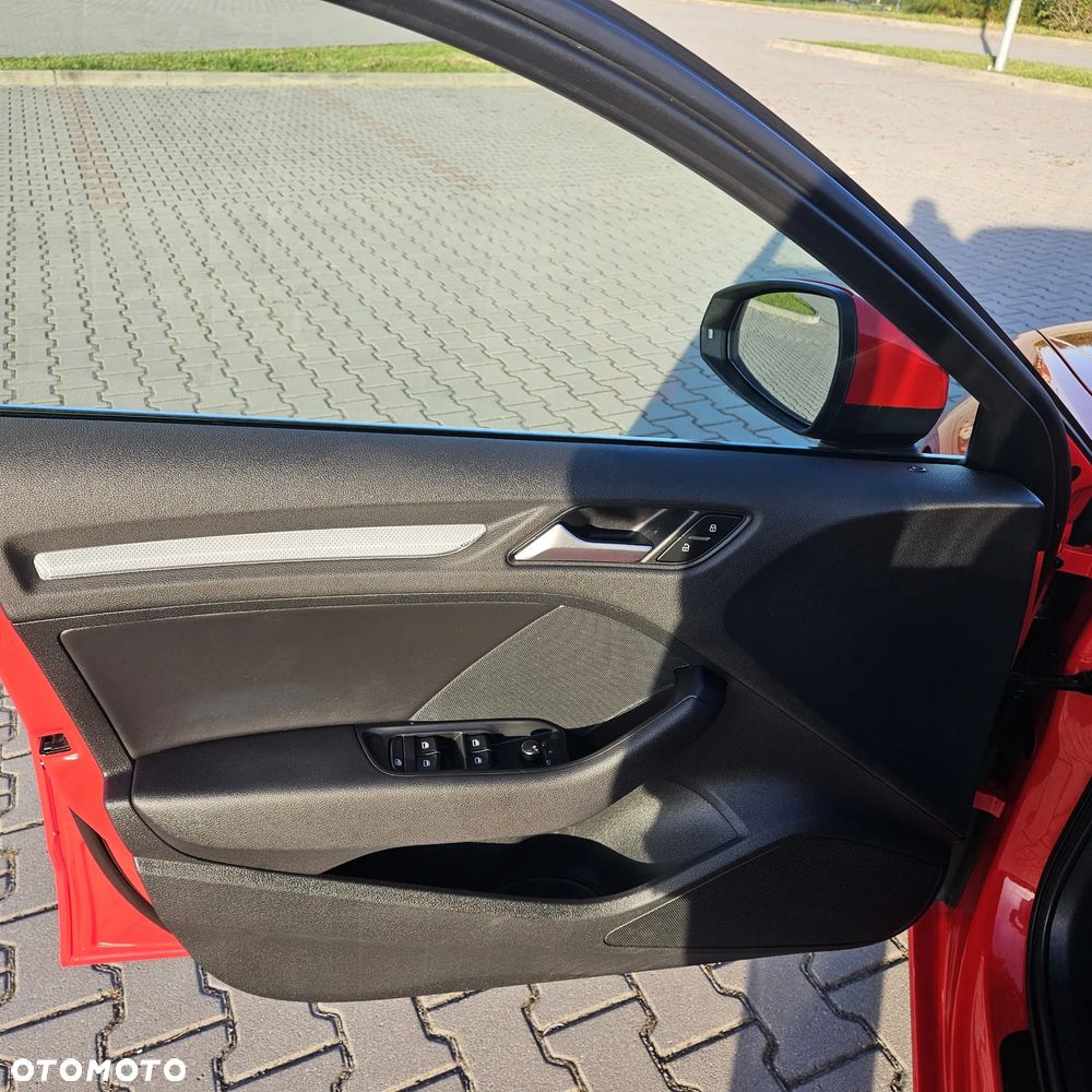 Audi A3 Sportback 1.6 TDI Ambition - 15