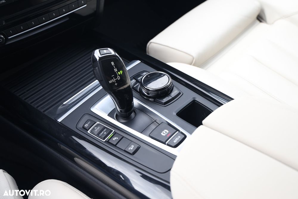 BMW X5 xDrive40d Sport-Aut. - 29