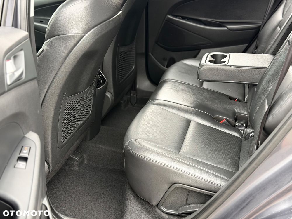 Hyundai Tucson 2.0 CRDI 4WD Automatik Premium - 21