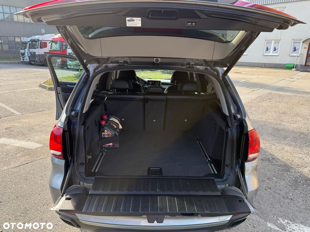 BMW X5 xDrive50i - 6