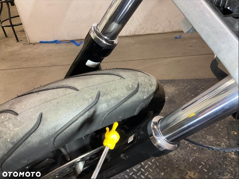 Harley-Davidson FXSB Breakout - 14