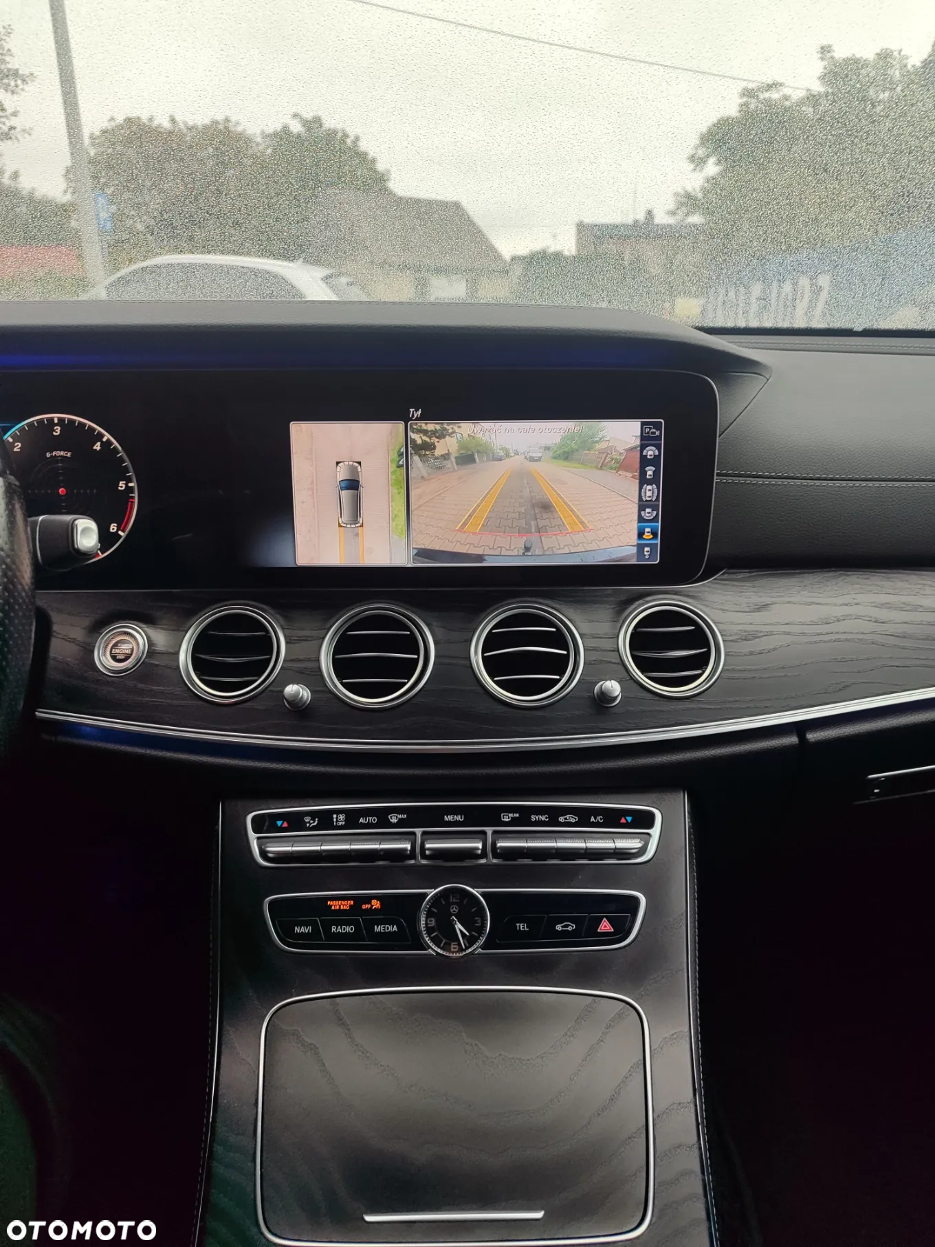 Mercedes-Benz Klasa E 300 d T 9G-TRONIC - 28