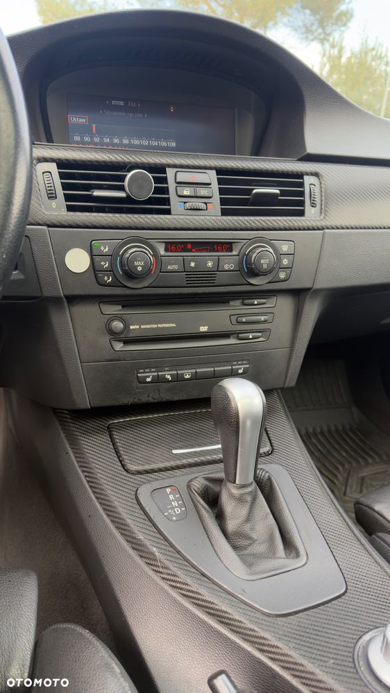 BMW Seria 3 325i - 23