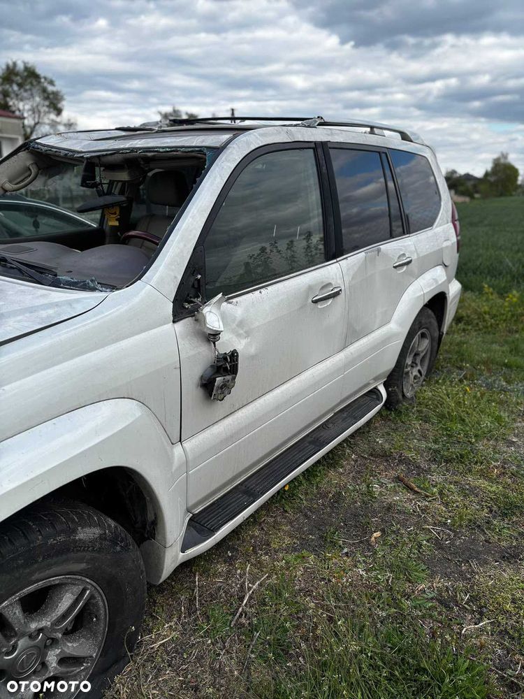 Lexus GX - 7