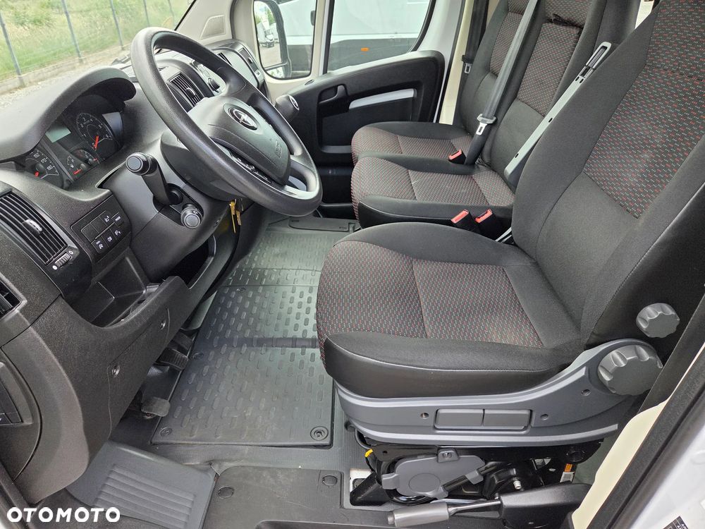 Opel Movano 2.2 140KM / Brugadówka 7-osob / Skrzyniowy dł. 3,40 / Klima / Niski przebieg !! - 10