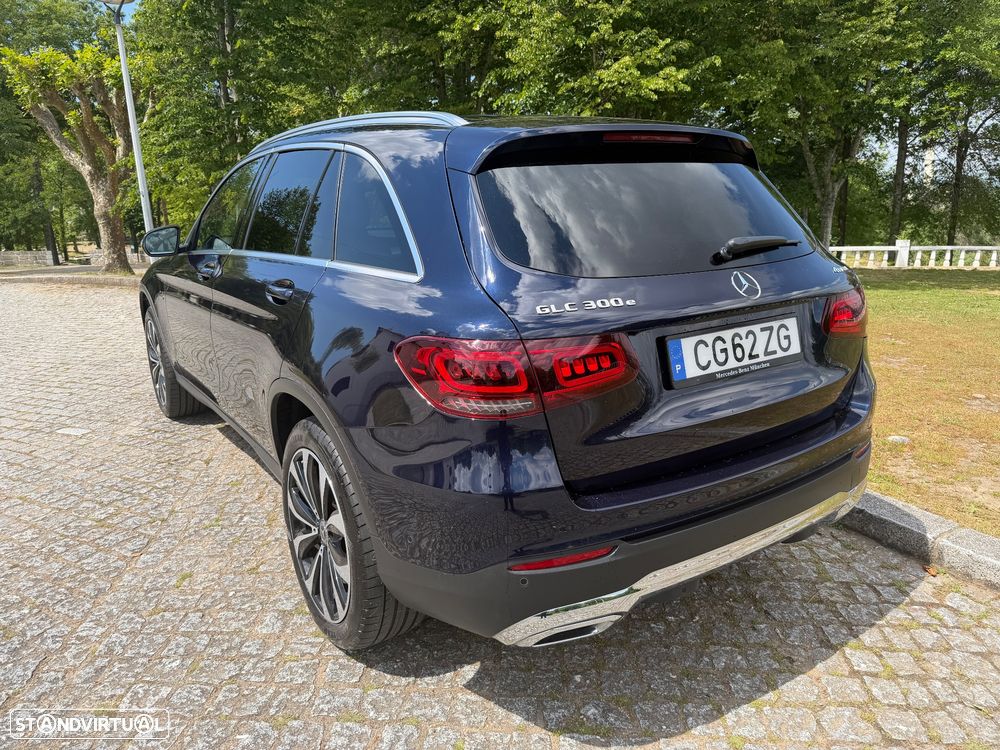 Mercedes-Benz GLC 300 e 4Matic - 4