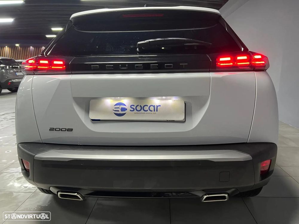 Peugeot 2008 1.2 PureTech Allure Pack EAT8 - 14