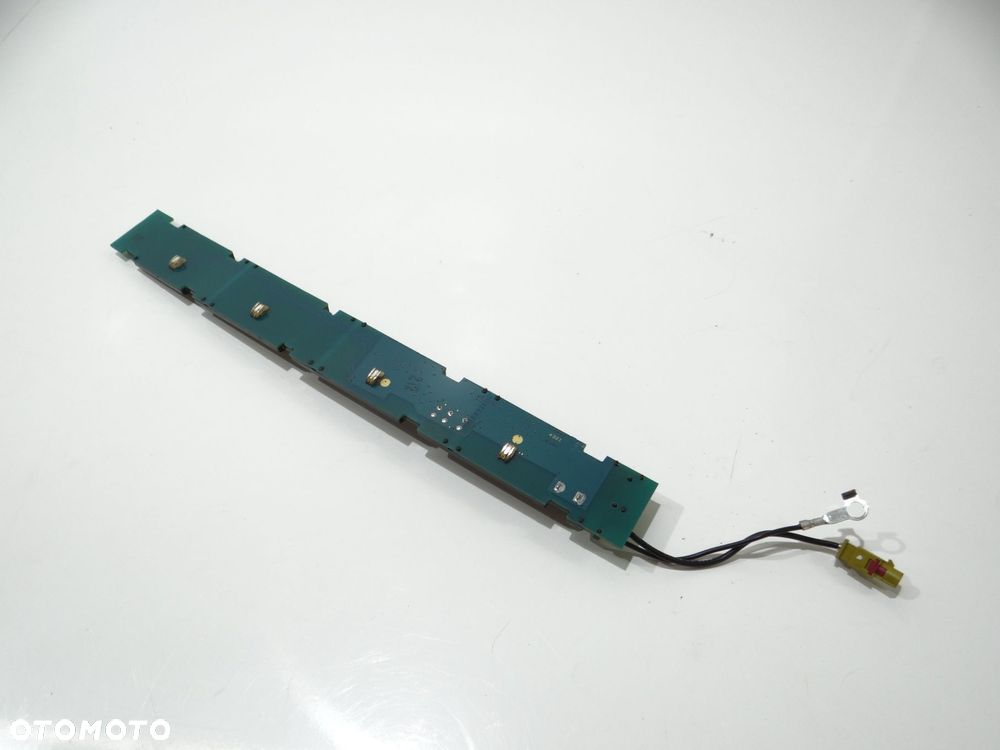 WZMACNIACZ ANTENOWY DIVERSITY BMW E60 6946409 - 2