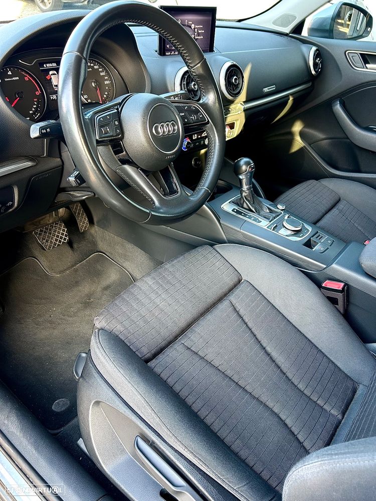Audi A3 Sportback 1.6 TDI S-line S tronic - 9
