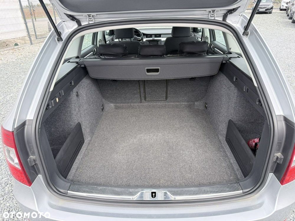 Skoda Superb 1.6 TDI Business - 35