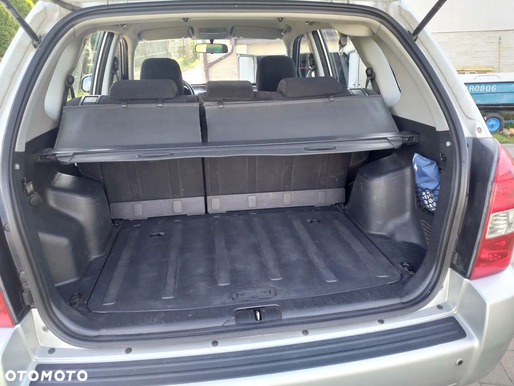 Hyundai Tucson 2.0 CRDi Premium - 11
