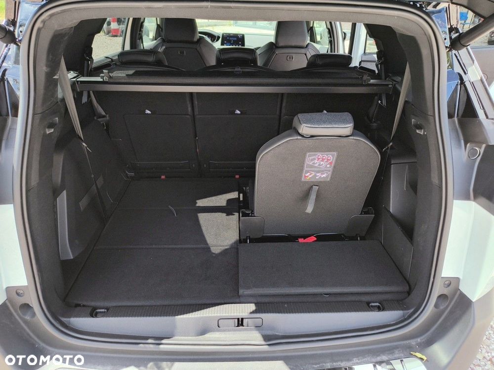 Peugeot 5008 - 6