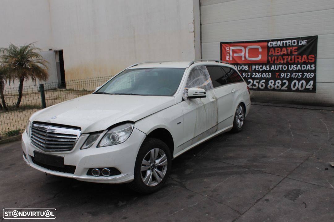 Mercedes-Benz E220 - 1