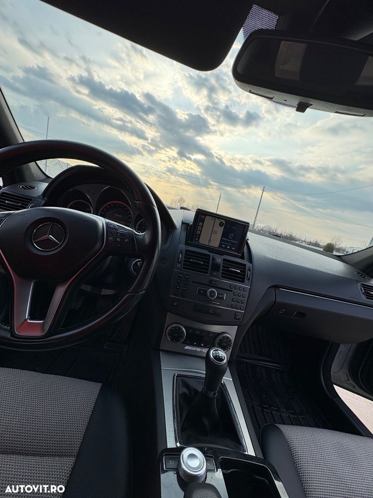 Mercedes-Benz C 220 CDI - 8