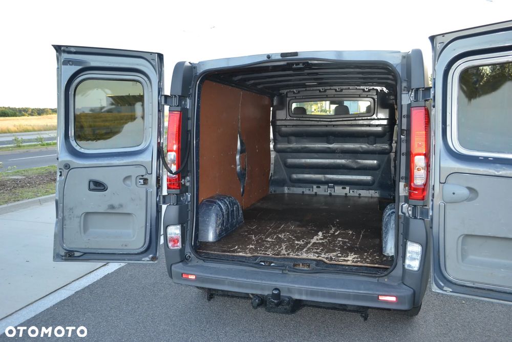 Opel Vivaro - 28