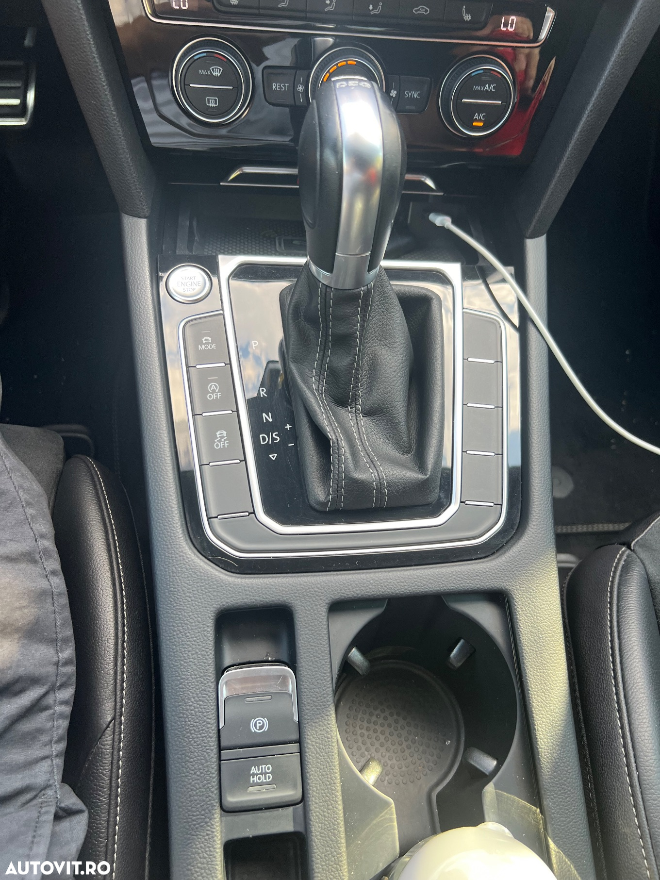Volkswagen ARTEON 2.0 TDI DSG 4Motion R-Line - 12