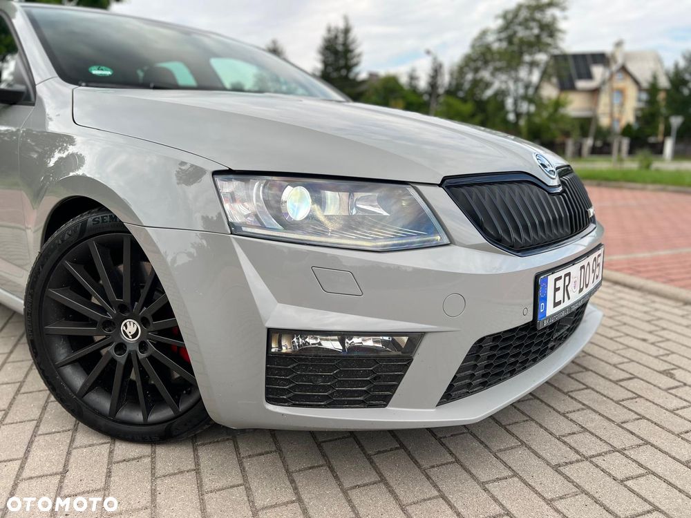 Skoda Octavia 2.0 TDI DSG RS - 21