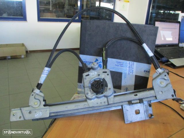 Elevador Sem Motor 93162242R OPEL TIGRA 2007 2P FD - 3