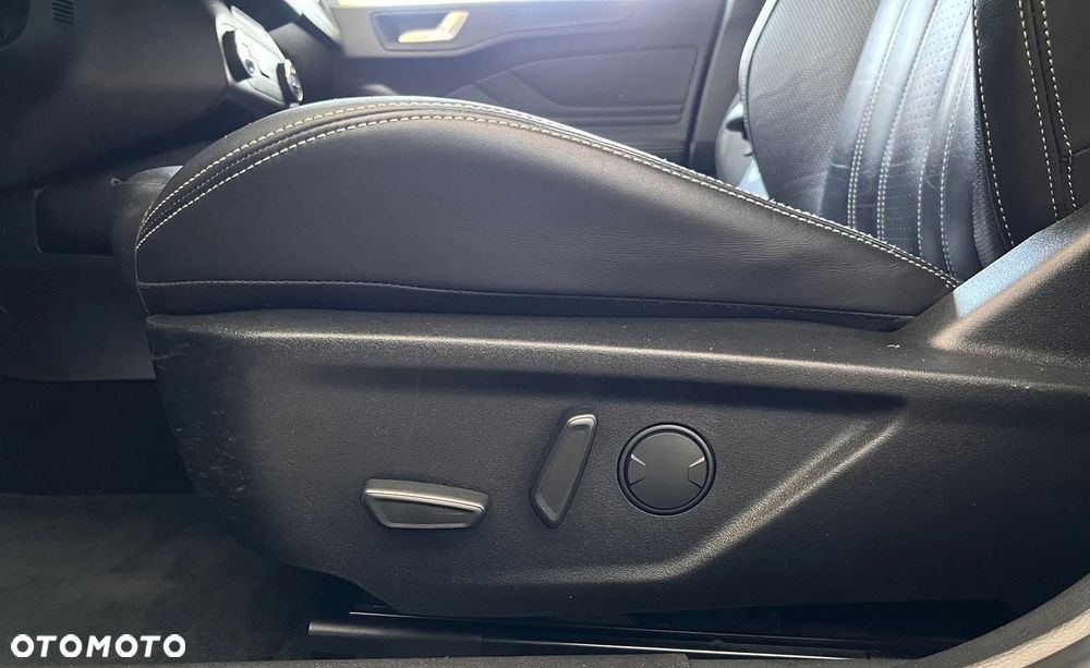 Ford Focus 1.5 EcoBoost Vignale - 21