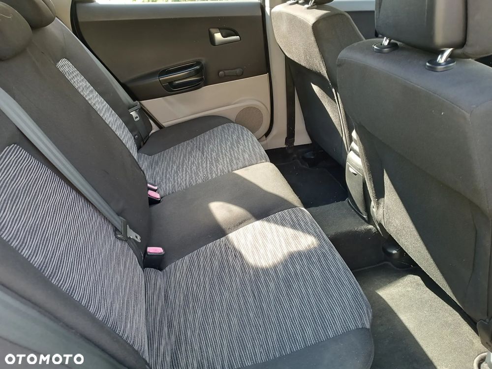 Kia Ceed - 17