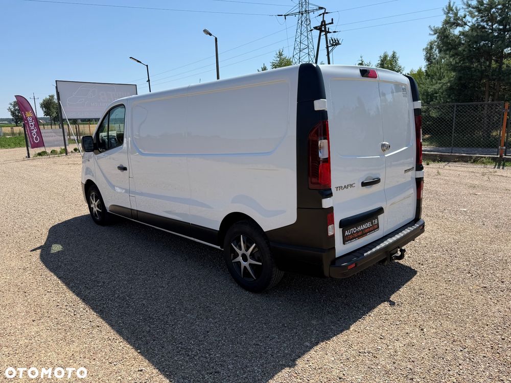 Renault Trafic - 8