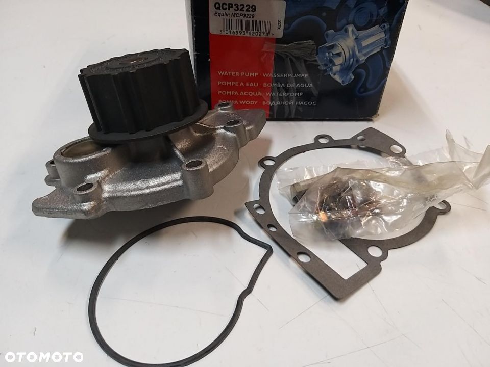 POMPA WODY RENAULTVOLVO 850, C30, C70 I, C70 II, S40 I, S40 II, S60 I, S70, S80 I, S80 II, V40, V50, - 1