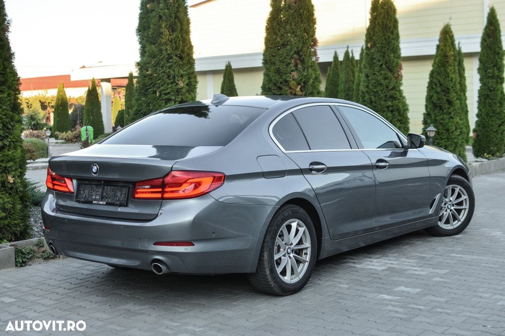BMW Seria 5 520d xDrive AT - 5
