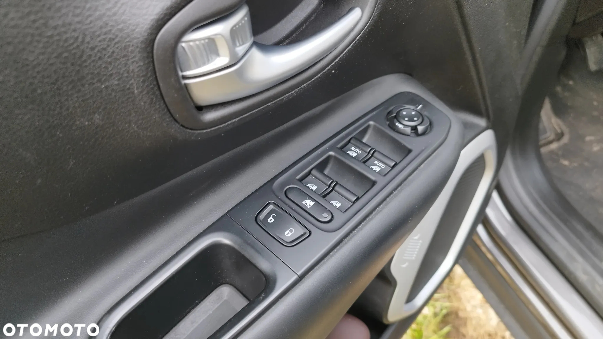 Jeep Renegade 2.0 MultiJet Longitude 4WD S&S - 10