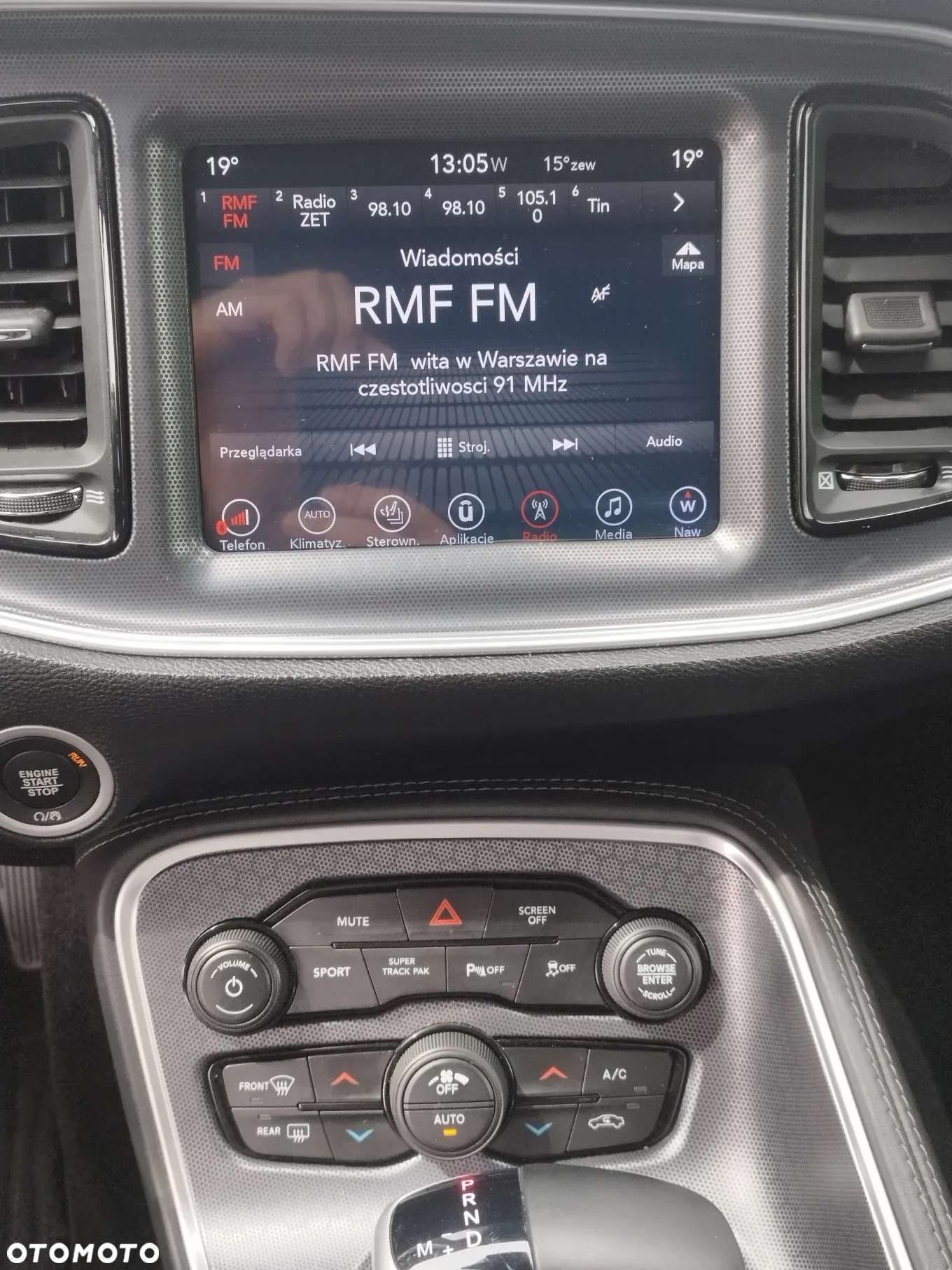 Dodge Challenger Automatik SXT Plus - 34