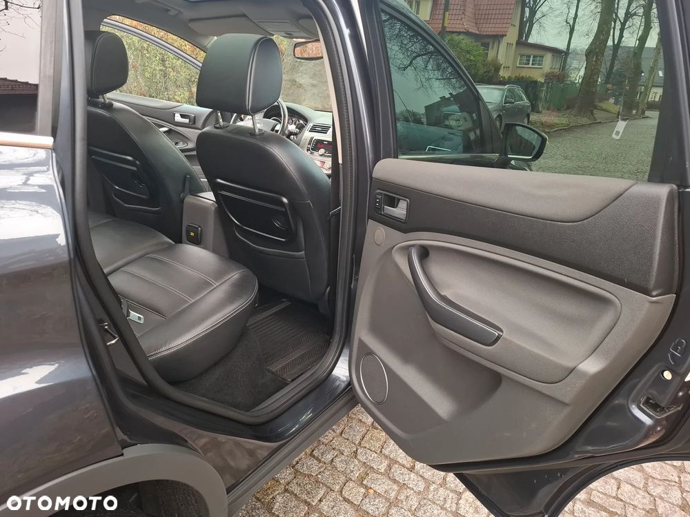 Ford Kuga 2.5 4x4 Titanium - 15