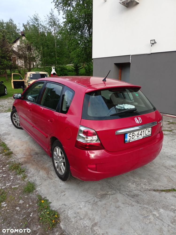 Honda Civic 1.6i ES - 5