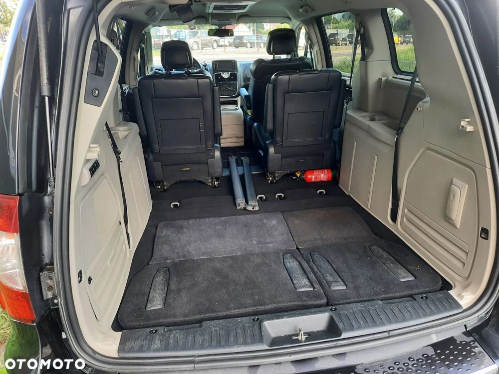 Lancia Voyager 3.6 Platinum - 7