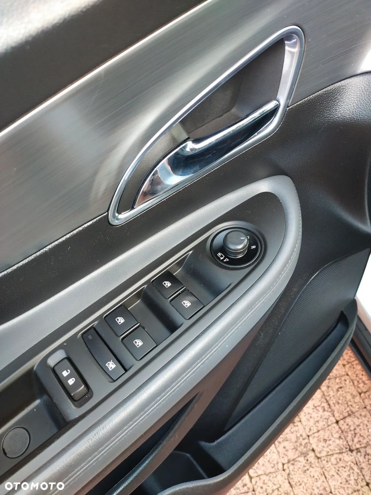 Opel Mokka X 1.4 T Design Line S&S 4x4 - 11