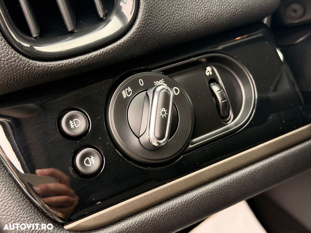 Mini Countryman Cooper ALL4 AT - 36