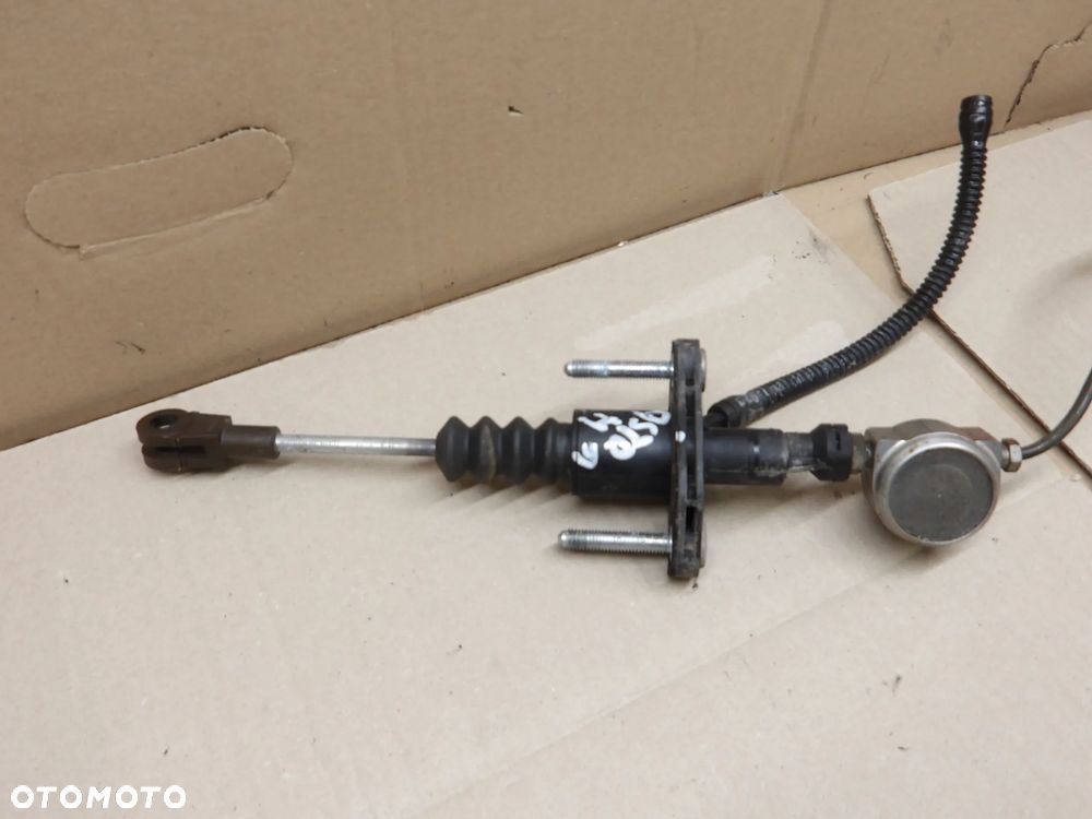 OPEL ASTRA III H HB 5D 1.9D HB 5D WYSPRZĘGLIK POMPKA SPRZĘGŁA 90523769 - 2