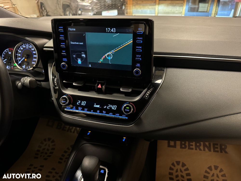 Toyota Corolla 1.8 Hybrid Comfort - 8