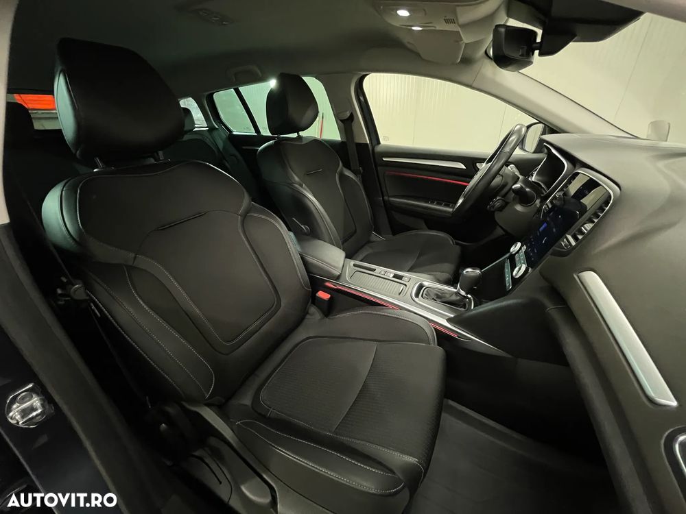 Renault Megane Blue dCi 116 EDC Intens - 11