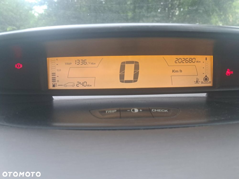 Citroën C4 1.6 16V SX - 3