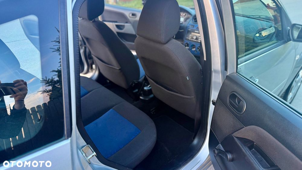 Ford Fiesta 1.4 Silver Magic - 12