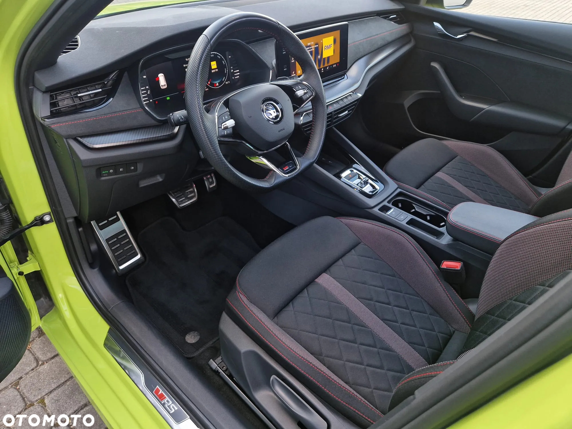 Skoda Octavia 2.0 TSI RS DSG - 31