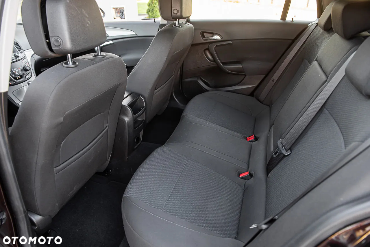 Opel Insignia - 24