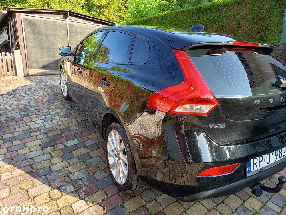 Volvo V40 - 2