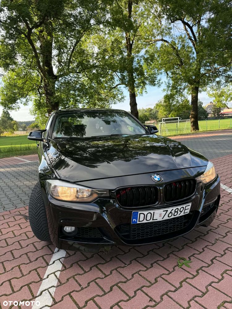 BMW Seria 3 318d Sport Line - 13