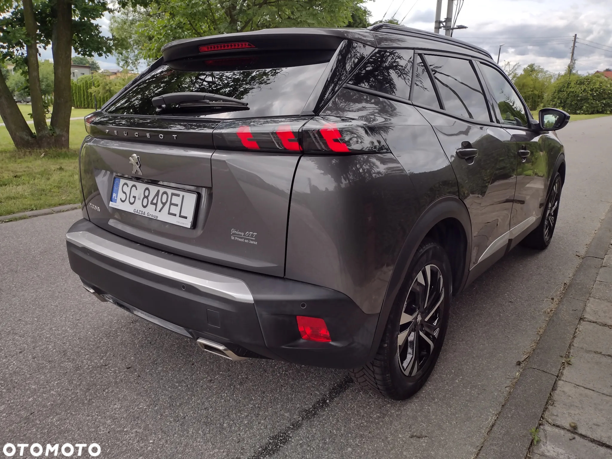 Peugeot 2008 1.2 PureTech Allure Pack S&S - 6